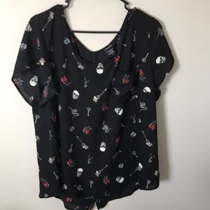 Skull blouse